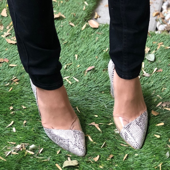 🤍High Quality Snake Print Chunky Heels with… - Picture 3 of 8